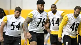 Steelers' Fautanu Pushes Back on Guard Move as OTAs Begin