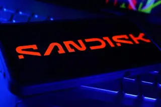 SanDisk Sparks the Week’s Biggest Implied Move as Memory Names Lead Movers