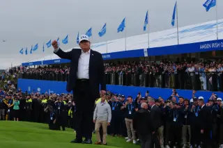 Trump Lifts Irish Whiskey Tariff at Golf Tournament