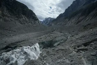Mont Blanc’s melting face: climate warming reshapes the Alps and fuels rockfalls