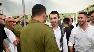 Ultra-Orthodox enlistment surge at Tel Hashomer as anti-draft protests unfold