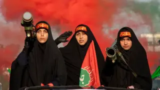 Iran Threatens Nuclear and Infrastructure Strikes as US Weighs Post-Midterm Attacks