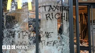 France Wakes to Widespread Damage After Protests Devolve into Riots