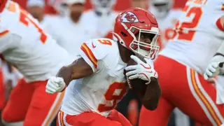 Model-Driven 2026 Fantasy Football Rankings Highlight Sleepers, Breakouts, and Busts