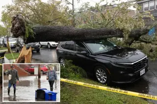 Nor'easter's Second Wave Leaves NYC in Flood, Kills One, and Strands Thousands