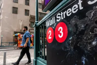 Stocks Ease Lower as Oil Rises and Nvidia Slips on AI-Funding Talks