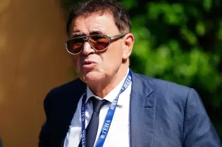 Roubini Predicts UBI and Redistribution as AI Transforms Work