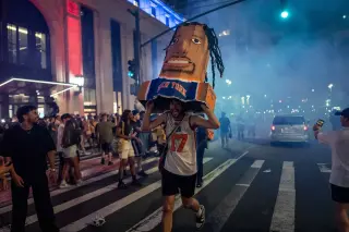 Knicks Fever Takes Over New York