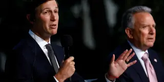Ex-White House official decries Trump aides as 'total malpractice'