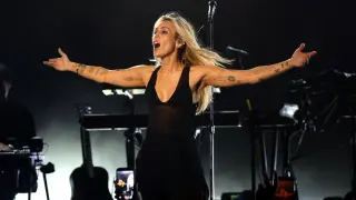 Miley Cyrus Defends Hollywood Bowl Comeback Amid Vocal Criticism