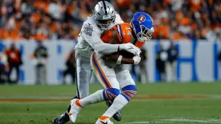 Bears Target Veteran Edge Rusher Snowden After Raiders Move on