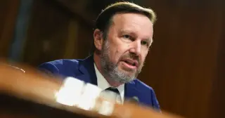 Murphy pushes for athletes’ right to organize in college sports reform