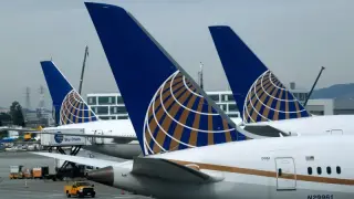 Midair disturbance prompts United flight to divert to Madison, Wisconsin