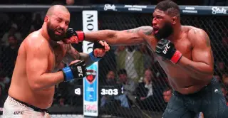 Blaydes vs Hokit Delivers Historic UFC 327 War, Clinches Fight of the Night
