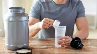 New Study: Creatine Builds Muscle in Middle-Aged Adults Without Exercise