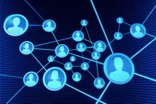 Six Degrees as a Universal Pattern in Social Networks