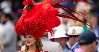Derby Day Goes High Fashion: Bold Hats and Sharp Suits Rule 2026