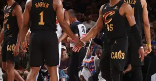 Cavs Collapse in NYC: Knicks Rally to Take Game 2