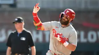 Harper's Misplay and Redemption Define Phillies' 10th-Inning Comeback Against Braves