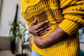 Five red flags for abdominal pain that warrant an ER visit