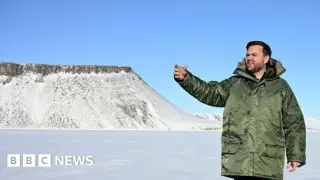 US quietly seeks three new Greenland bases to bolster Arctic reach