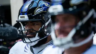 Ravens Forced to Rely on Rookie Ioane at Center After Back-to-Back Injuries