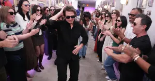 Tom Cruise Revives 'Risky Business' Era in Jennifer Hudson's Spirit Tunnel