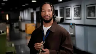 Jalen Brunson Kicks Off SNL Season 52 with Teammate Cameos and Sharp Jokes