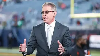 ESPN Faces Crisis as Troy Aikman Signals Departure After Joe Buck Contract Extension