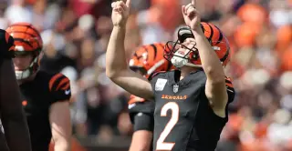 Jaguars Grind Out 22-17 Win Over Bengals, Extending Streak to 11 of Last 12