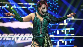 Asuka Heads to Raw Amid Planned Time Off and Ongoing WWE Buzz