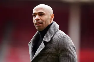 Henry salutes Arsenal fans after title triumph