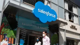 Salesforce Soars on AI Push, Claudeforce Debut Lifts Revenue Outlook