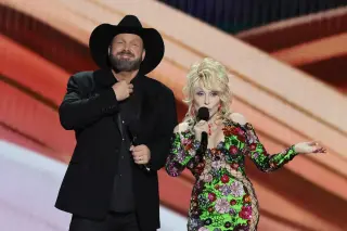 Garth Brooks to host annual Dolly Day honoring Dolly Parton and literacy