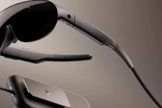 Meta VR Glasses to Launch with Optional Strap for Active Gaming