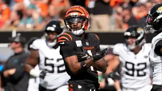 Bengals' Chase and Higgins remain questionable for Dolphins game despite full practice