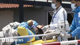 Miracle on Everest: Guide Survives Six Days and Crawls Back to Base Camp