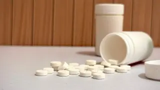 Oral GLP-1 Weight-Loss Drugs Enter a Crowded, High-Stakes Race