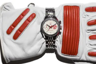TAG Heuer Reignites Ikuzawa Heritage with a 39mm Glassbox Carrera Limited Edition