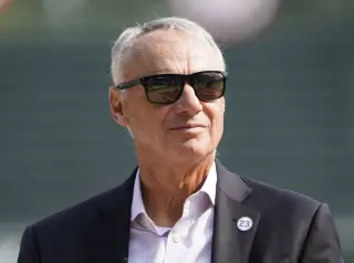 MLB opens talks with hard cap, floor and centralizing local media in new proposal