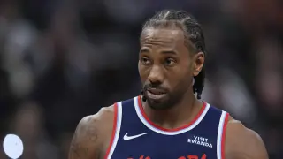 NBA slaps Clippers with unprecedented cap penalties over Kawhi Leonard saga
