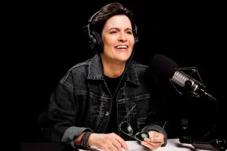 Kara Swisher Announces Early Departure from CNN Following Paramount-WBD Merger Settlement