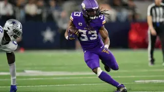 SportsLine Model Flags Aaron Jones Fade and Parker Washington Sleeper for NFL Week 3