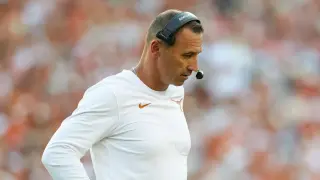Texas's Red River Collapse Highlights Sarkisian's Coaching Crisis