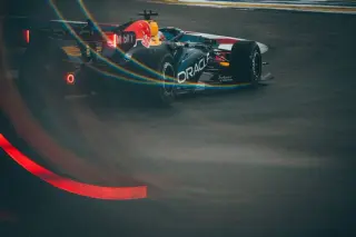 Verstappen Secures Pole for Singapore GP Amid Heat and Humidity