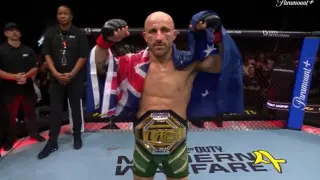 Volkanovski Sets Featherweight Record with Second-Round TKO of Evloev at UFC 333