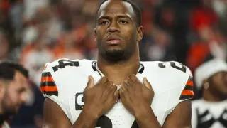 Nick Chubb retires after a storied Browns- Texans NFL run