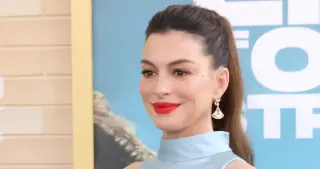 Anne Hathaway Confirms Real Baby Bump Amid Pregnancy Rumors
