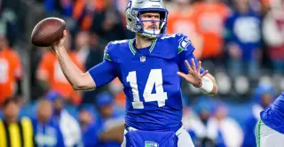 Seahawks' Offense Collapses in Overtime Loss to Broncos, Sparking Bench Debate for Darnold