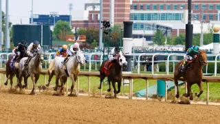 Classic Q wins Distaff Turf Mile as So Happy rises in Derby odds
